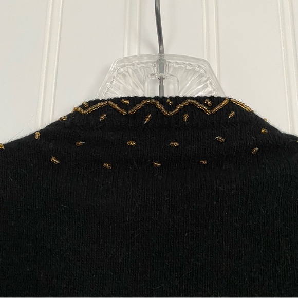 Vintage beaded wool, black sweater with gold beading - Picture 9 of 11